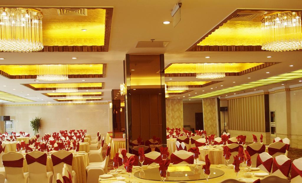 Century Hotel Taicang Eksteriør bilde